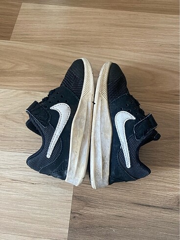 23 Beden Nike sandalet 23 numara