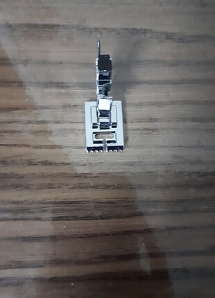 Nervür ayağı ve ayak üst parçası 