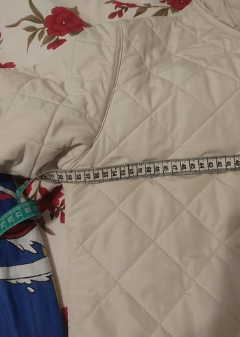 Düğmeli Beyaz Midi Kadın Ceket - Görsel 5