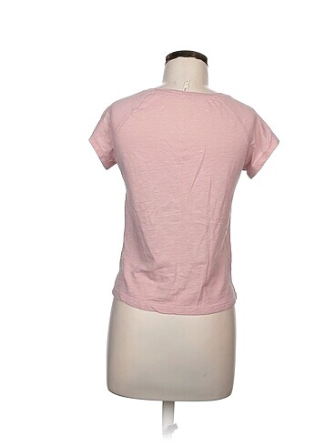 s Beden Defacto T-shirt %70 İndirimli.