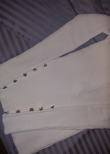 Düğmeli Beyaz Kadın Triko Kazak - Görsel 3