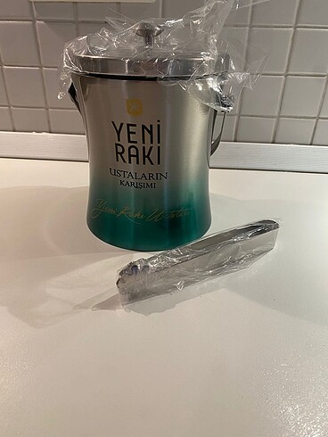 Buz kovası