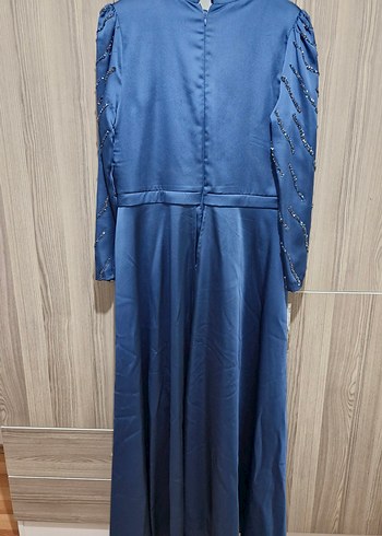 Mavi Uzun Kollu Boncuk İşlemeli Abiye Elbise - Görsel 2