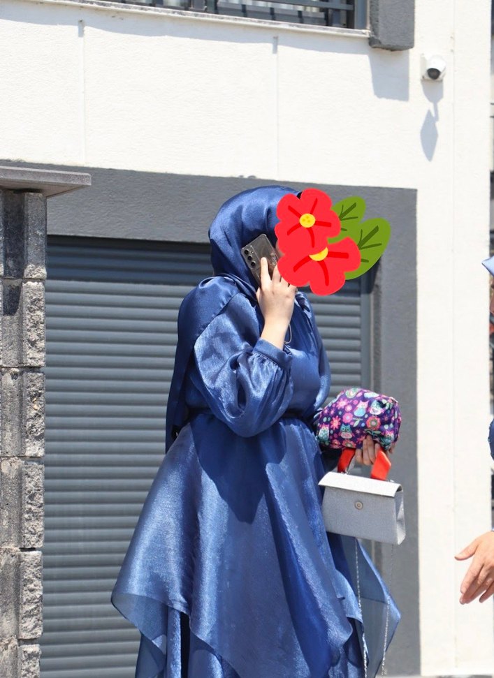 KEVSER BAHADIR MİMOZA LACİVERT ELBİSE - Görsel 2