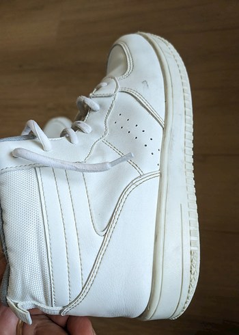 Beyaz Dolgu Topuklu Bağcıklı Spor Ayakkabı - Görsel 3