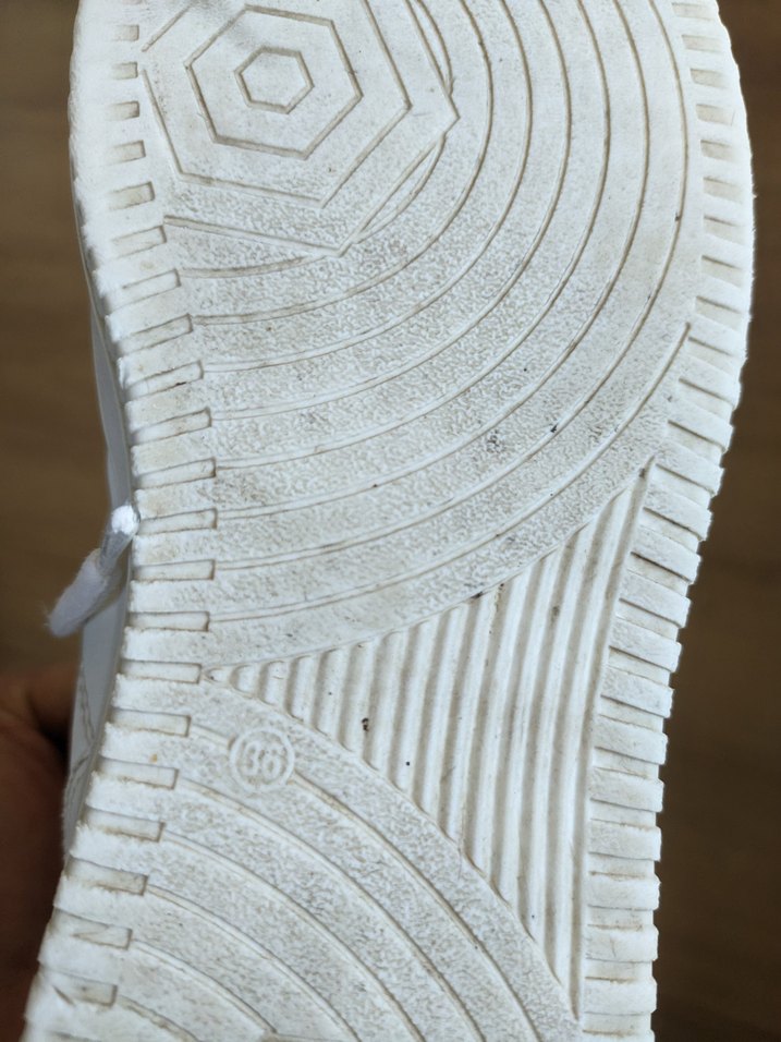 Beyaz Dolgu Topuklu Bağcıklı Spor Ayakkabı - Görsel 5