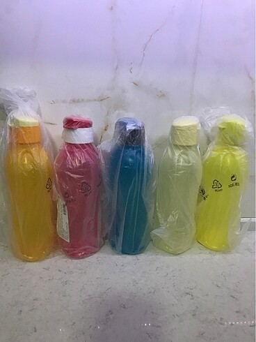 Tupperware suluk 750 ml