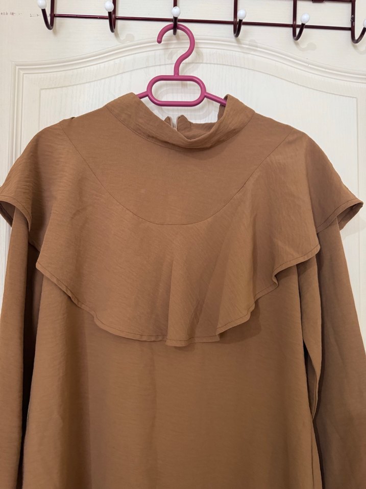 Kahverengi  Uzun Kollu Fırfırlı Midi Tunik - Görsel 2