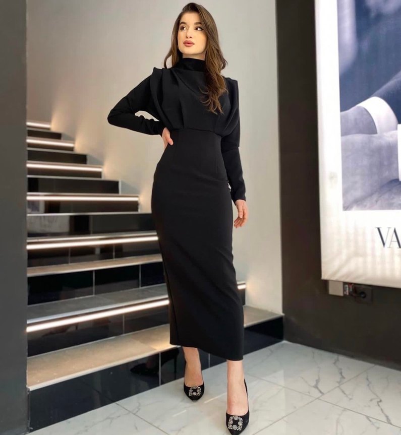Uzun Kollu Siyah Yüksek Yakalı Kadın Elbise - Görsel 2