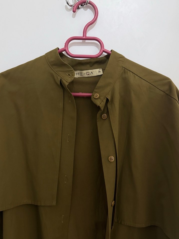 Düğmeli Haki Kadın Midi Gömlek
Heqa - Görsel 2