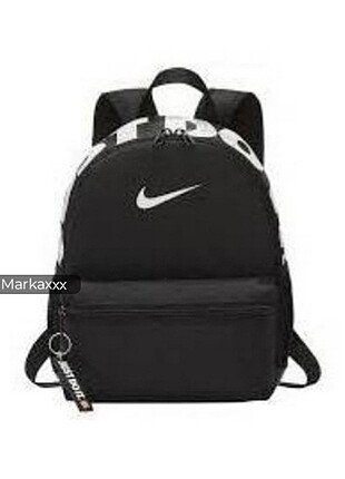 Nike mini boy sırt çantası unisex sıfır etiketli 