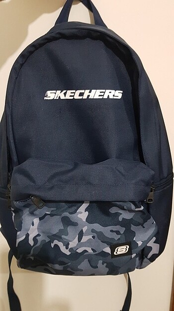 Skechers sırt çantası 