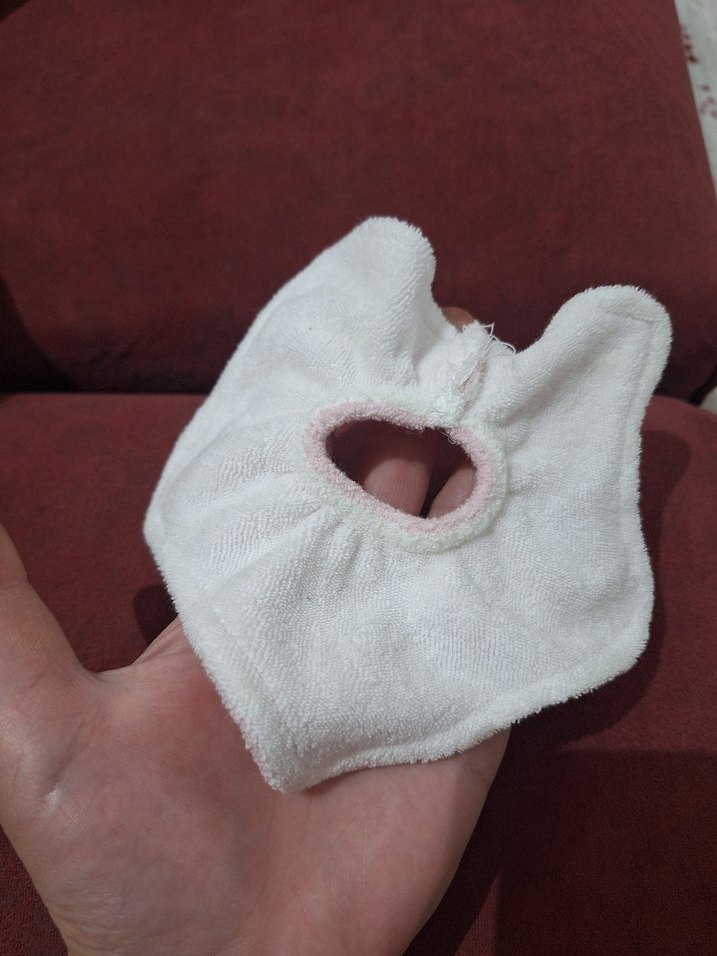 Kız Bebek Biberon Önlüğü - Görsel 2