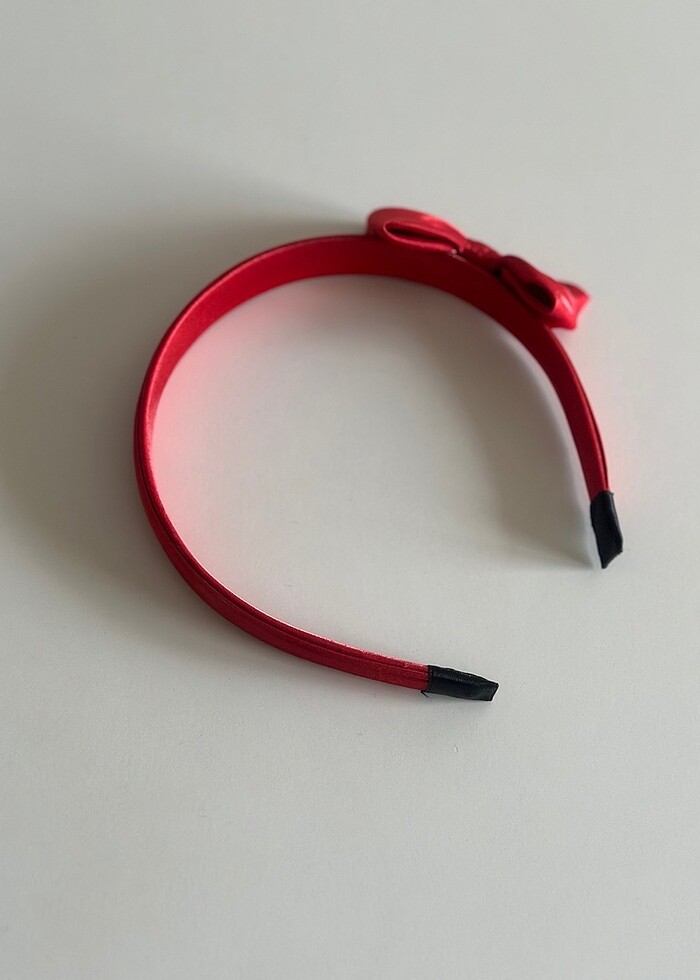 Kırmızı Saten Kaplama Taç - Görsel 4