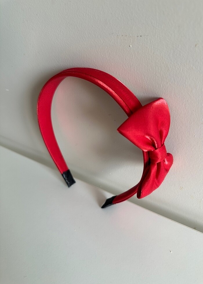 Kırmızı Saten Kaplama Taç - Görsel 5