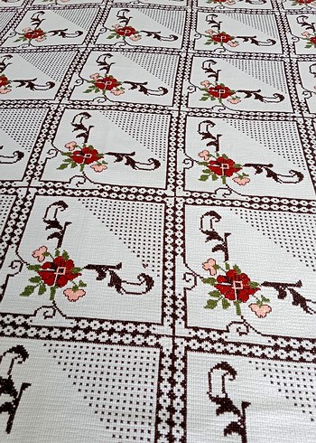 kaneviçe işlemeli etamin yatak örtüsü - Görsel 2