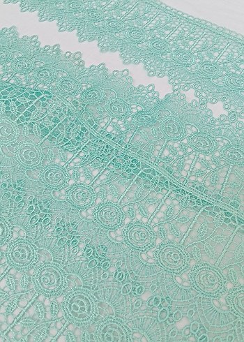  Bohem Tarz Mint Yeşili Dantel Detaylı Kumaş