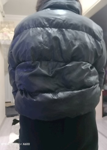 Kısa şişme mont - Görsel 9