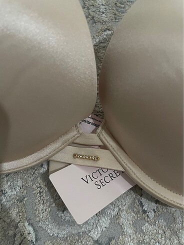 34 Beden ten rengi Renk Victoria's Secret balensiz push-up sütyen