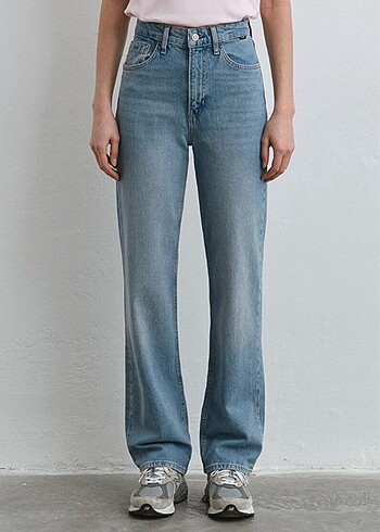27 Beden mavi Renk Mavi Sky Classic Denim