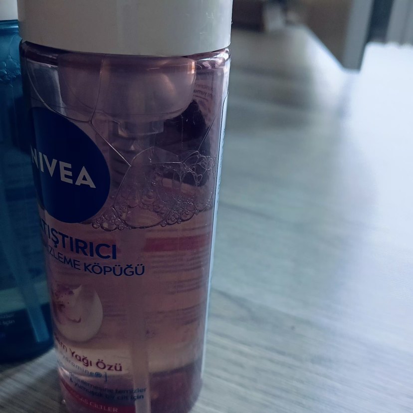 Nivea Canlandırıcı ve Yatıştırıcı Yüz Temizleme Köpüğü - Görsel 3