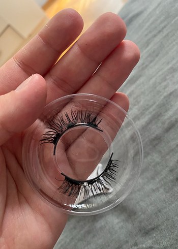 MAC kirpik takma aparti ve mıknatıslı kirpik