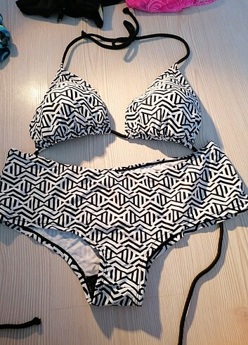 Bayan bikini 