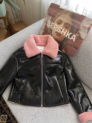 Bershka yünlü vinil ceket