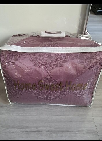 HomeSweetHome kybele yatak örtüsü 