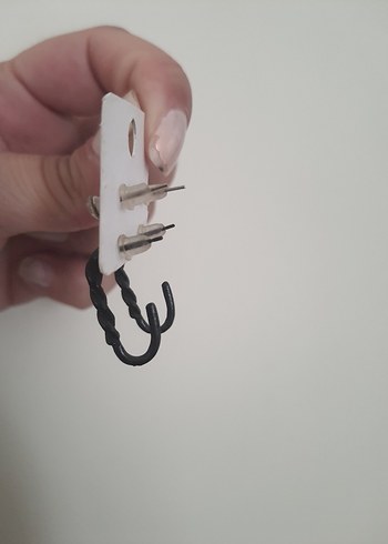 Beden siyah Renk Zincir Detaylı Mini Siyah Küpe Seti