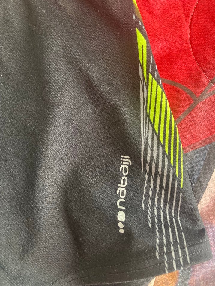 Erkek Çocuk Siyah Yüzme Şortu - Görsel 2