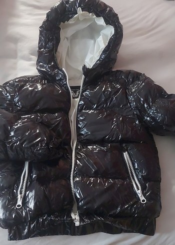 H&M Siyah Parlak Kapüşonlu Kış Montu cocuk