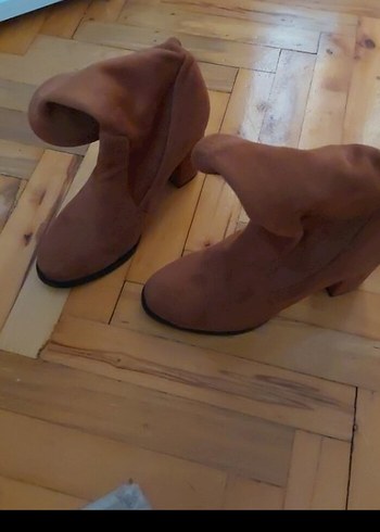 Flo Ayakkabı Bej Suet Stiletto Topuklu Kadin Bot