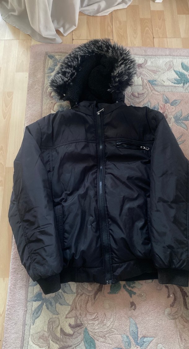 Siyah Kürklü Kadın Kışlık Mont - Görsel 4