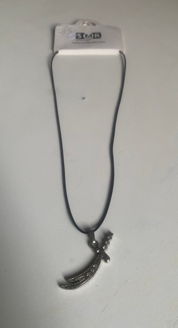 Gri Yılan Desenli Püsküllü Uzun Kolye - Görsel 4