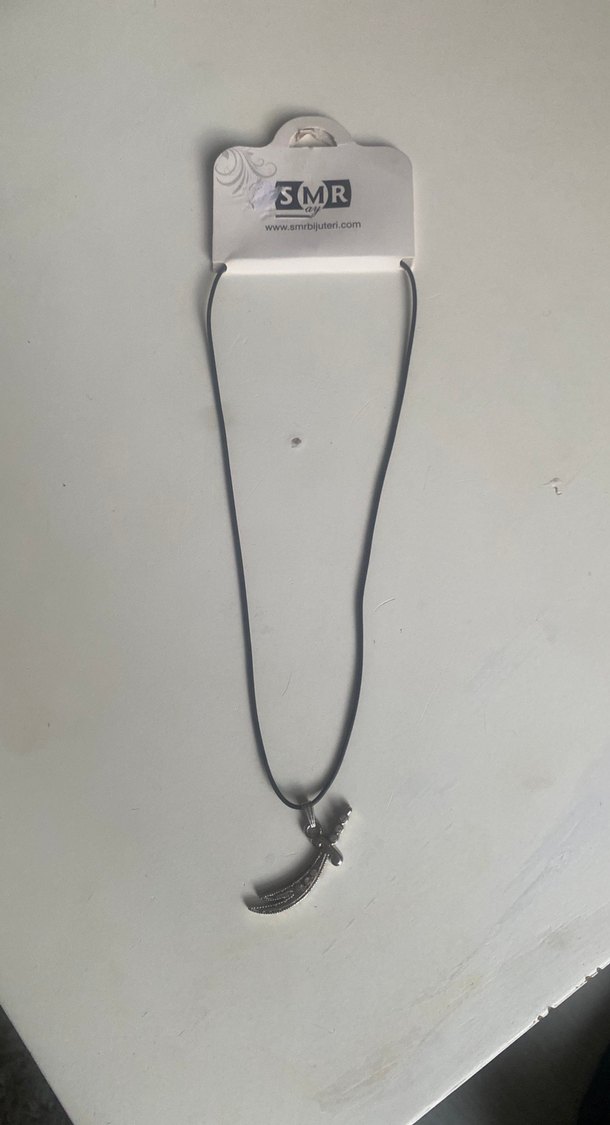 Gri Yılan Desenli Püsküllü Uzun Kolye - Görsel 2