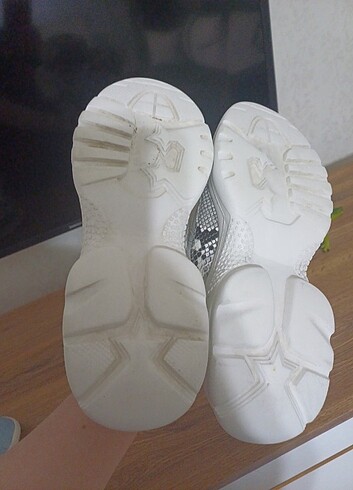 Kadin spor ayakkabı - Görsel 5