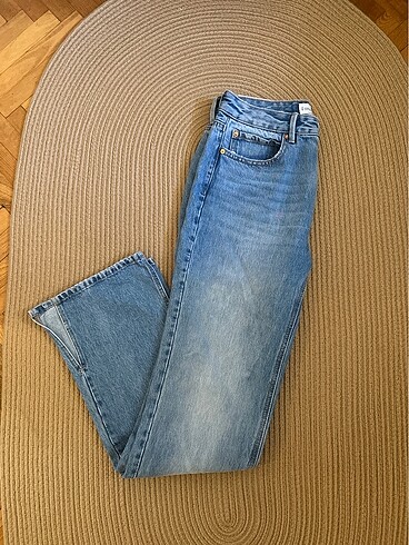 Stradivarius paça detaylı pantolon