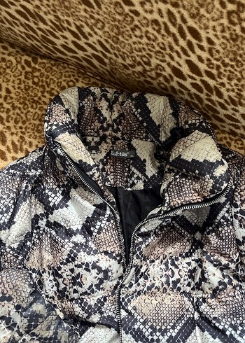 Kürk Detaylı Kadın Atkı - Gri - Görsel 4