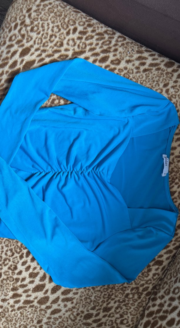 Mavi V Yaka Drapeli Kadın Bluz - Görsel 3