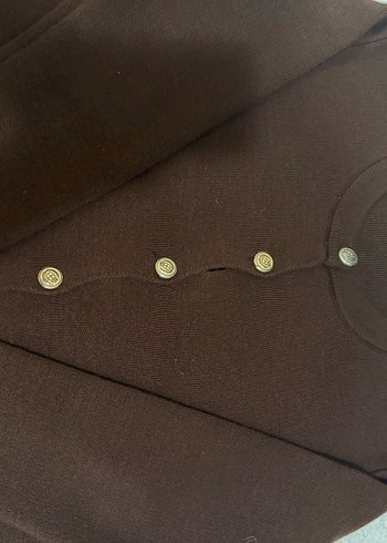 Düğmeli Kahverengi Kadın Yün Hırka - Görsel 2