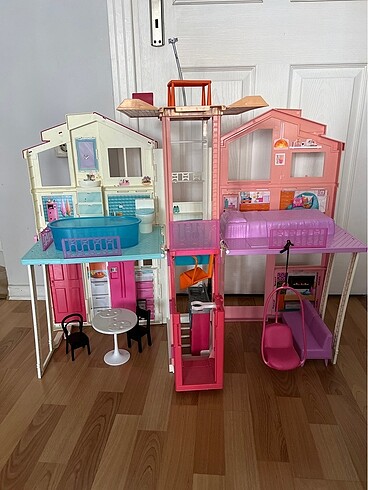 Beden Renk Barbi malibu evi