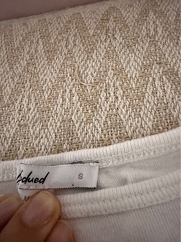 s Beden Subdued crop