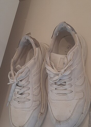 37 Beden beyaz Renk Kinetix beyaz spor ayakkabı