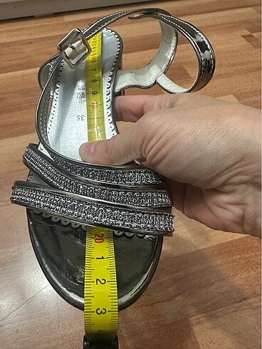 35 Beden Çok az kullanılmış