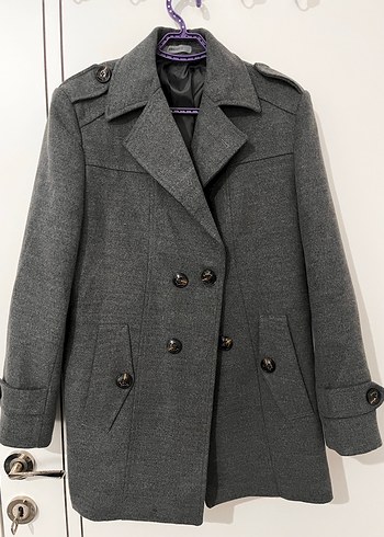 Düğmeli Gri Midi erkek kaban - Görsel 2