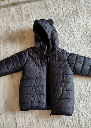 Siyah Kapüşonlu Erkek Çocuk Mont - Görsel 3