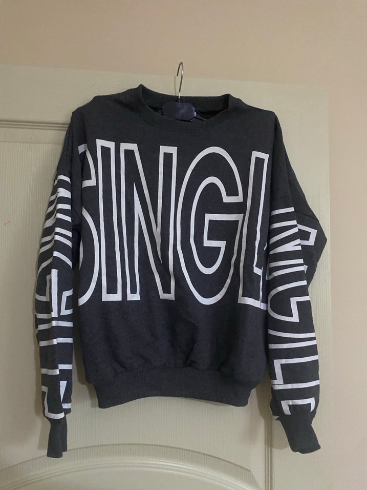 Gri Baskılı Kadın Sweatshirt - Görsel 2