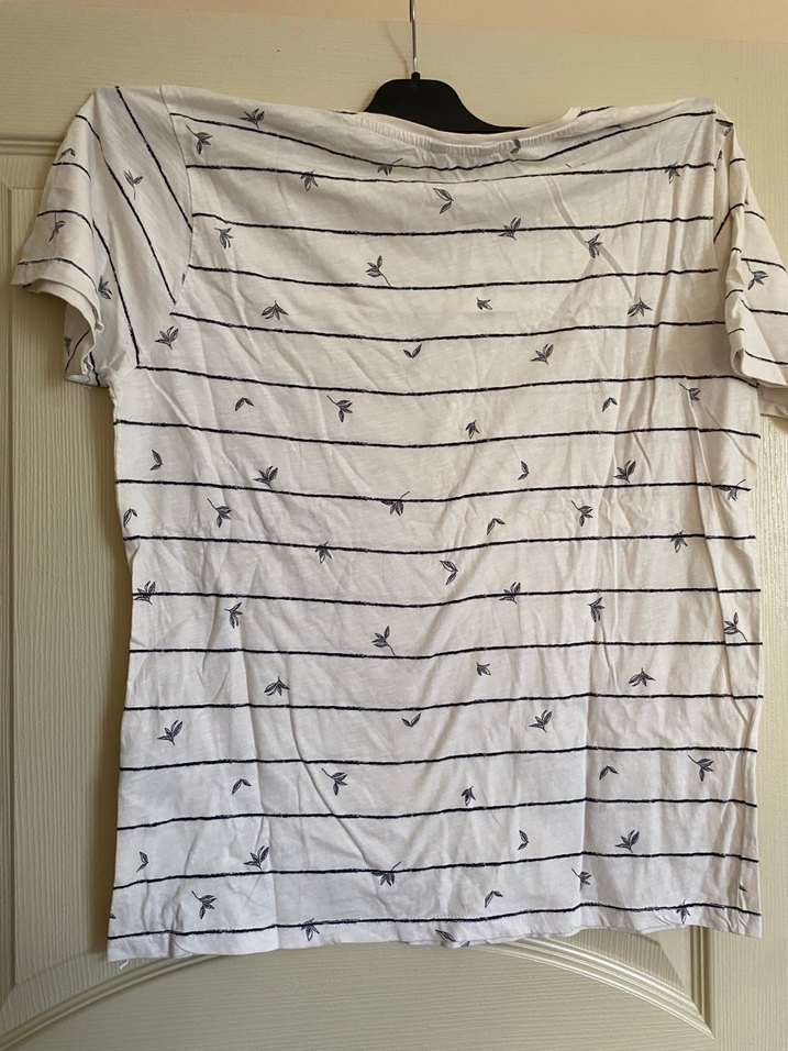 Beyaz Baskılı Tişört, Kısa Kollu - Görsel 2