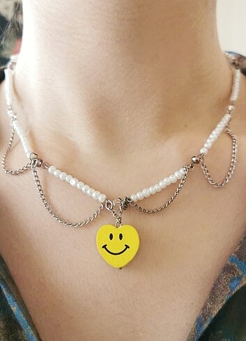 Beden beyaz Renk Smile İnci Kolye